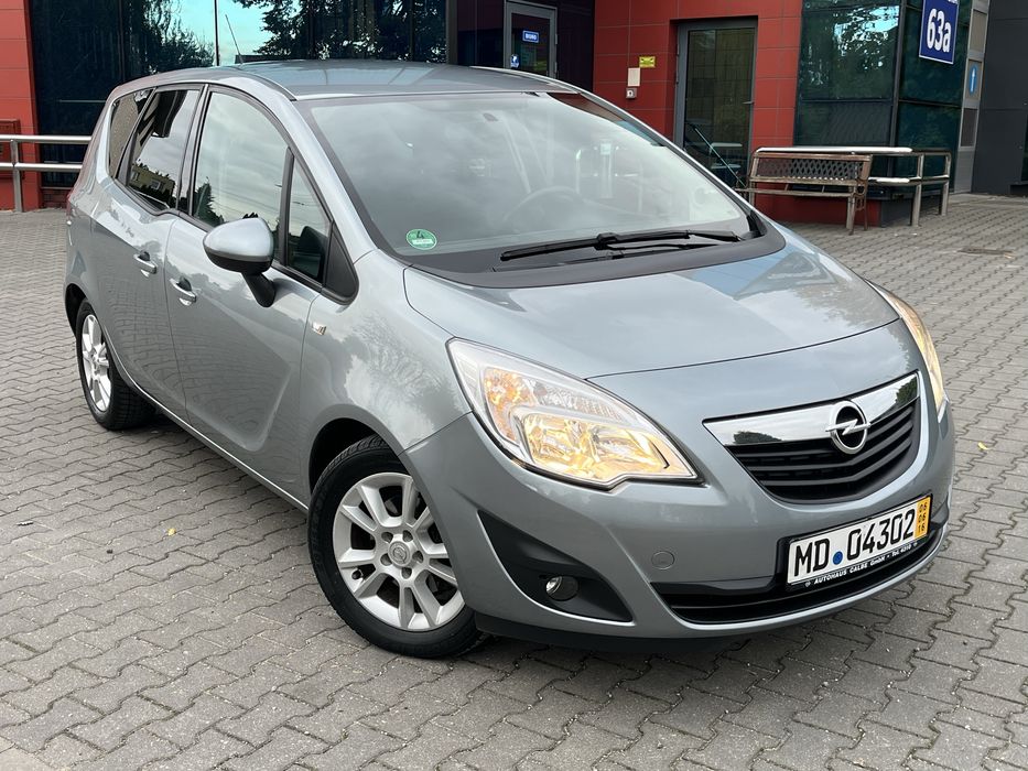 Ładny OPEL MERIVA 1.4 STARY MOTOR 2011 super stan Opłacona  !