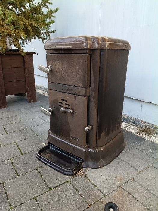 Żeliwny piec koza  ze skandynawi