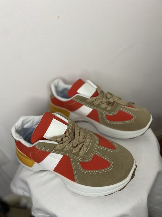 Tenis femenino para entrega imediata envio por CTT