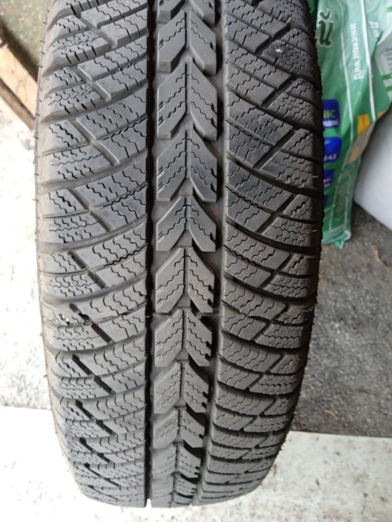 Автошины 175/70 R13 4шт