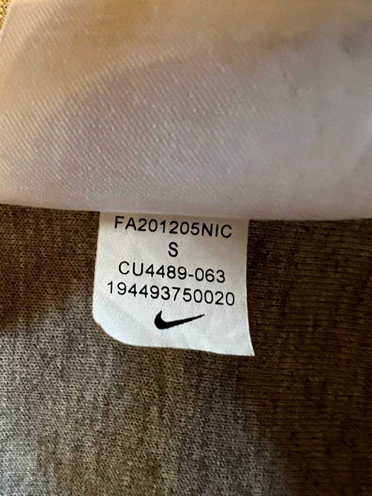 Продам кофту Nike tech fleece ! оригінал !