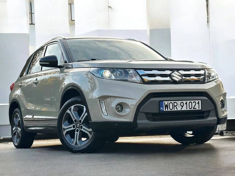 Suzuki Vitara 1.6D 120PS 4x4 full led skóra navi kamera