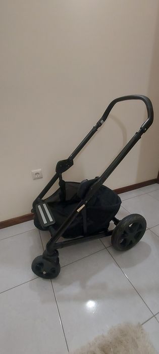 Carrinho de bebé Joie chrome +babycoque i-gemme 2