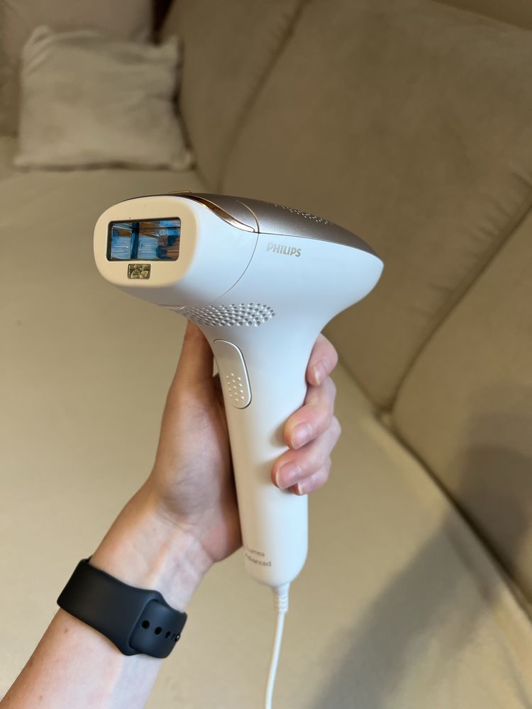 Depilator IPL Philips Lumea BRI921/00 + trymer