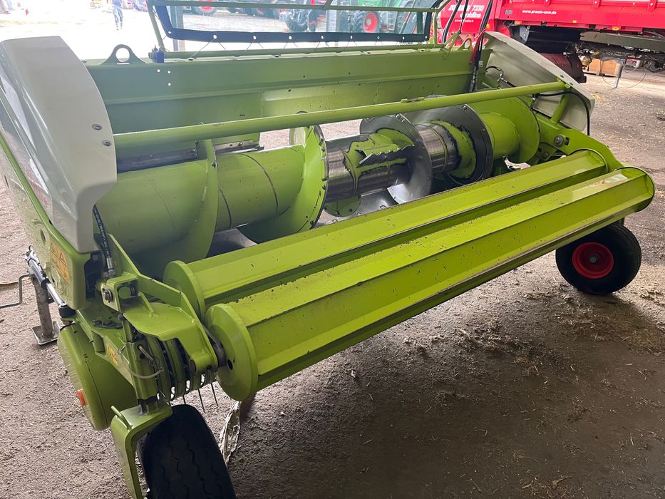 Podbieracz do trawy Claas PU 300 HD z Niemiec 2017rok