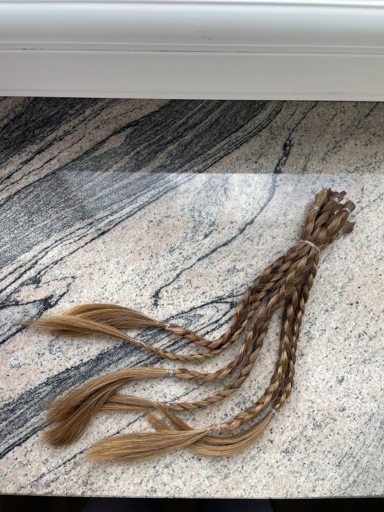 Włosy 25cm ciemny blond