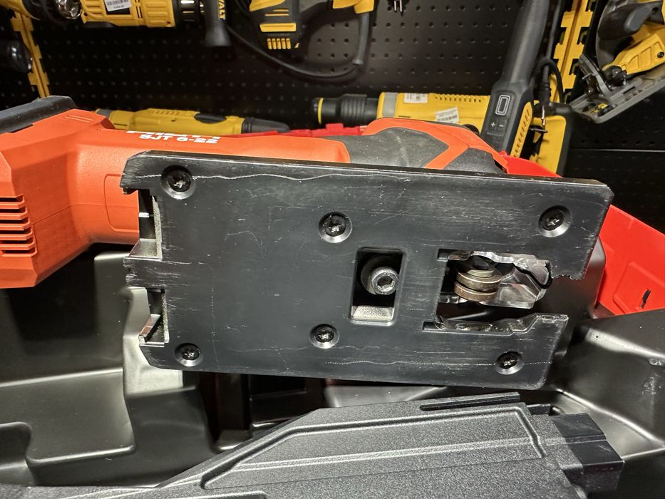 Акумуляторний безщітковий лобзик Hilti SJT 6 22 Nuron Хілті