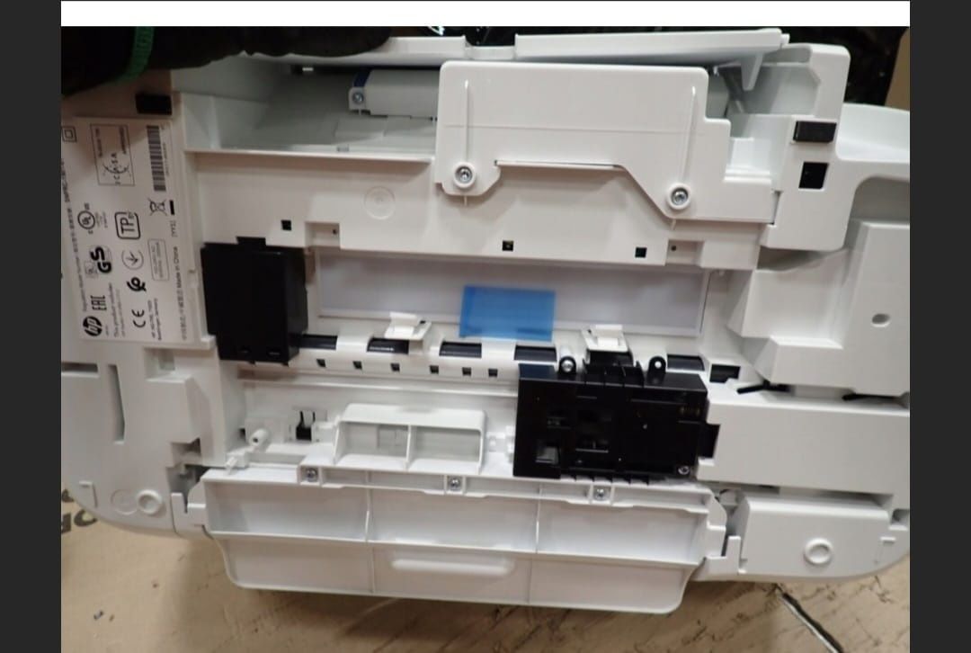 Urządzenie wielofunkcyjne HP Deskjet 2710 Wi-Fi USB Atrament Kolor