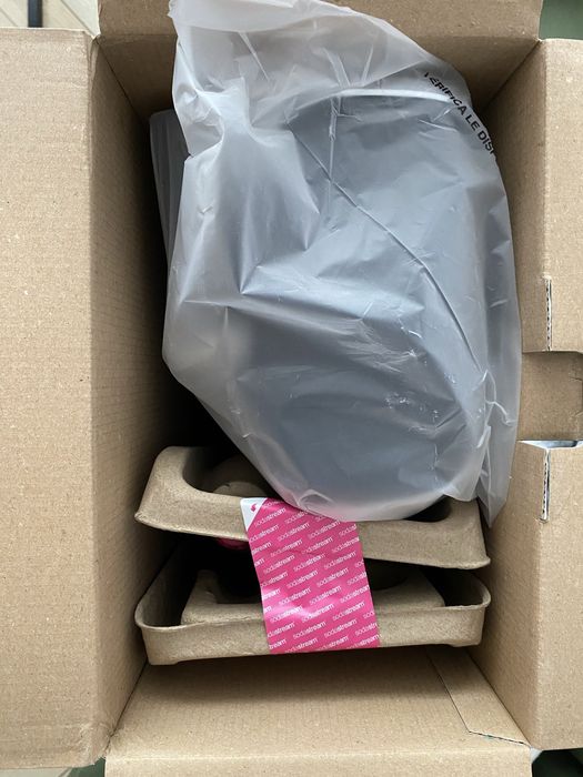 Saturator SodaStream Art z butelką 1l i nabojem CO2