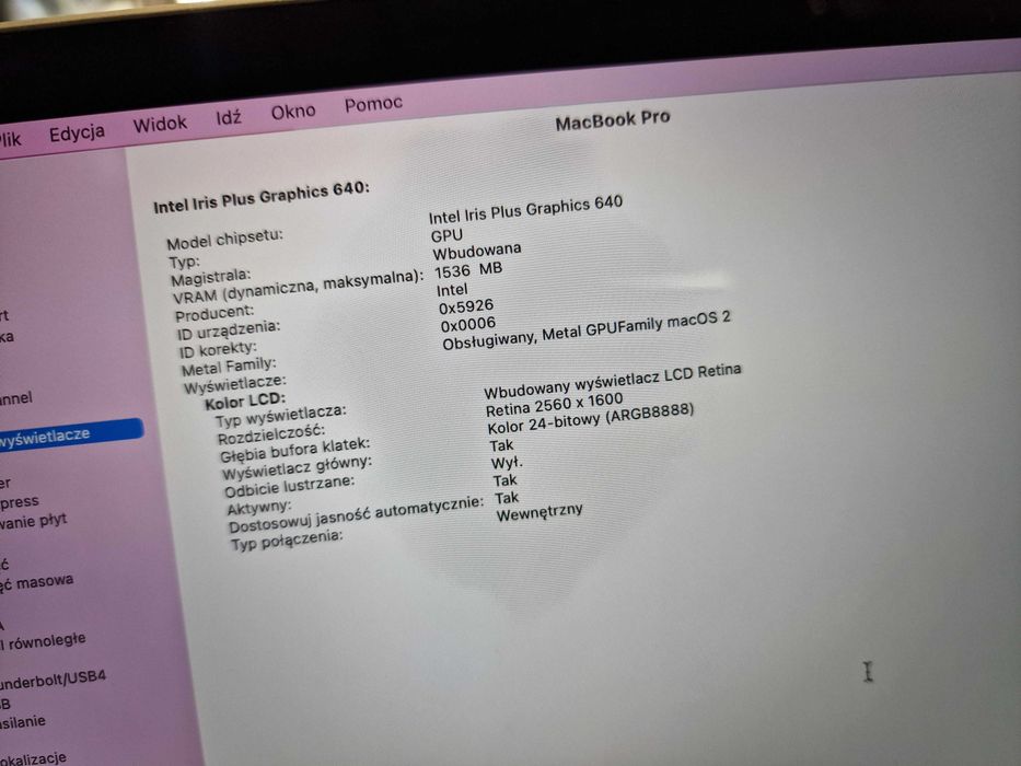 Macbook PRO 13 2017/ i5 2.30 GHZ/ 8GB/ 256GB/ czytaj uważnie opis