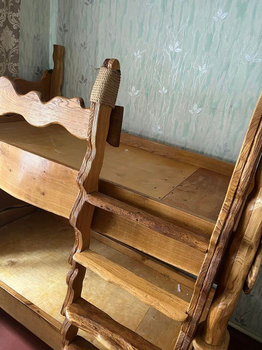 продам двоповерхове ліжко|натуральний дуб| можна викор. ОКРЕМО