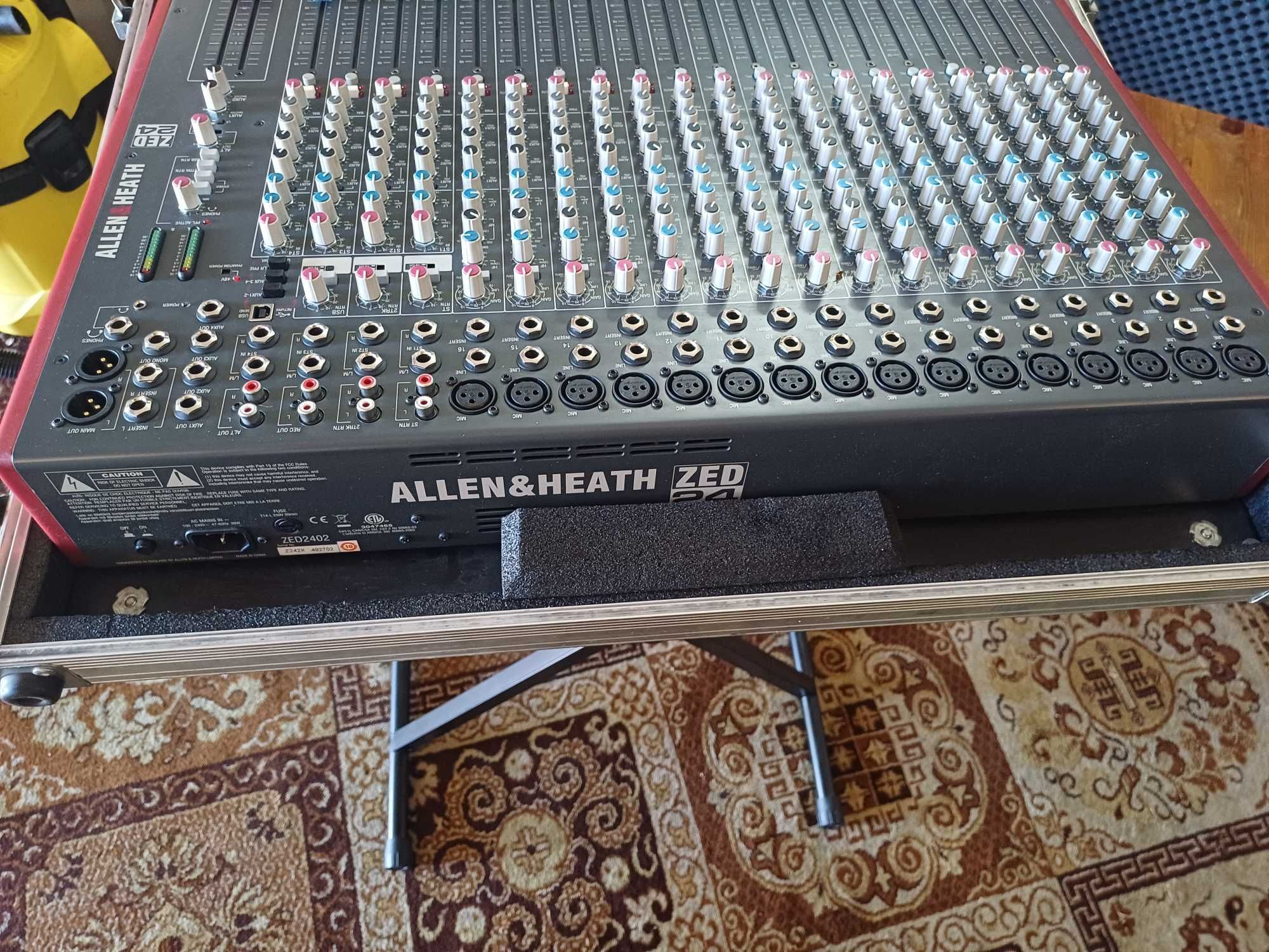 Mikser Allen&Heath ZED 24