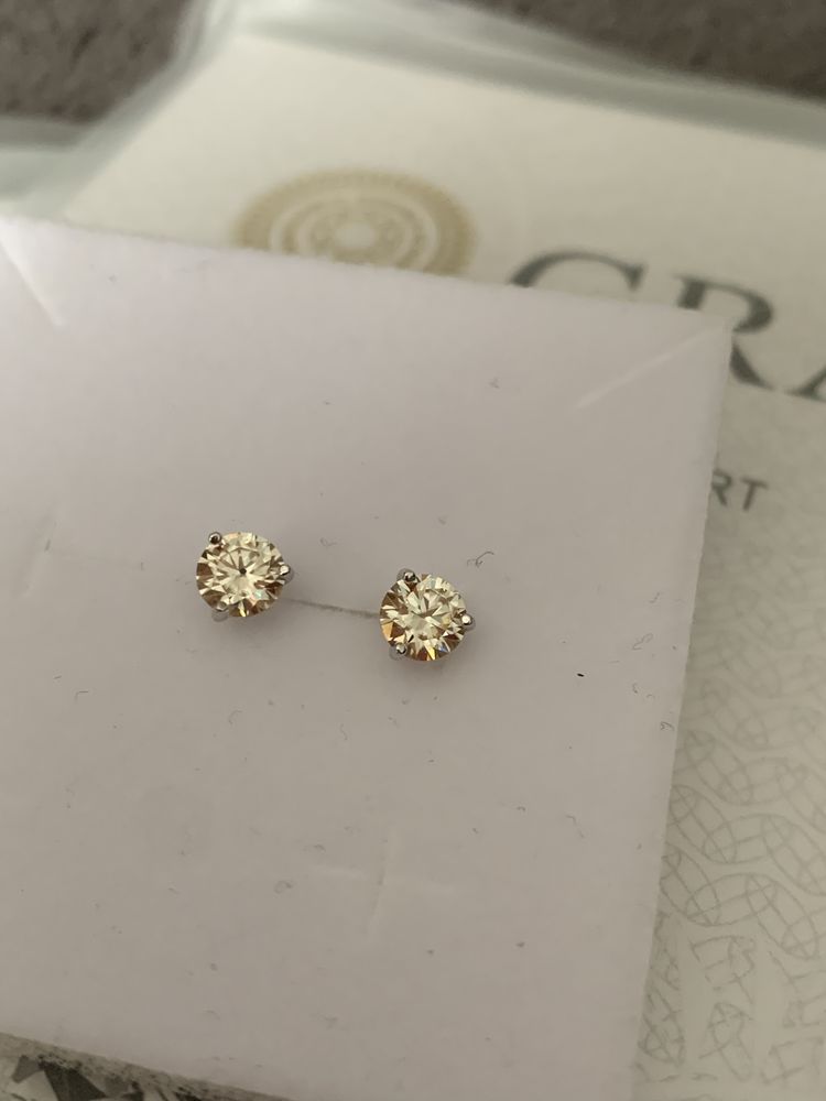 Nowe kolczyki z  moissanitem 0,5 ct z certyfikatem GRA