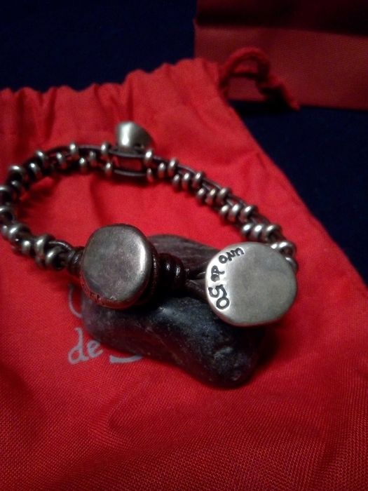 Vende-se Pulseira "Uno de 50" **Nova**