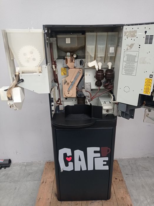 Maq bebidas quentes Vending BRIO 250