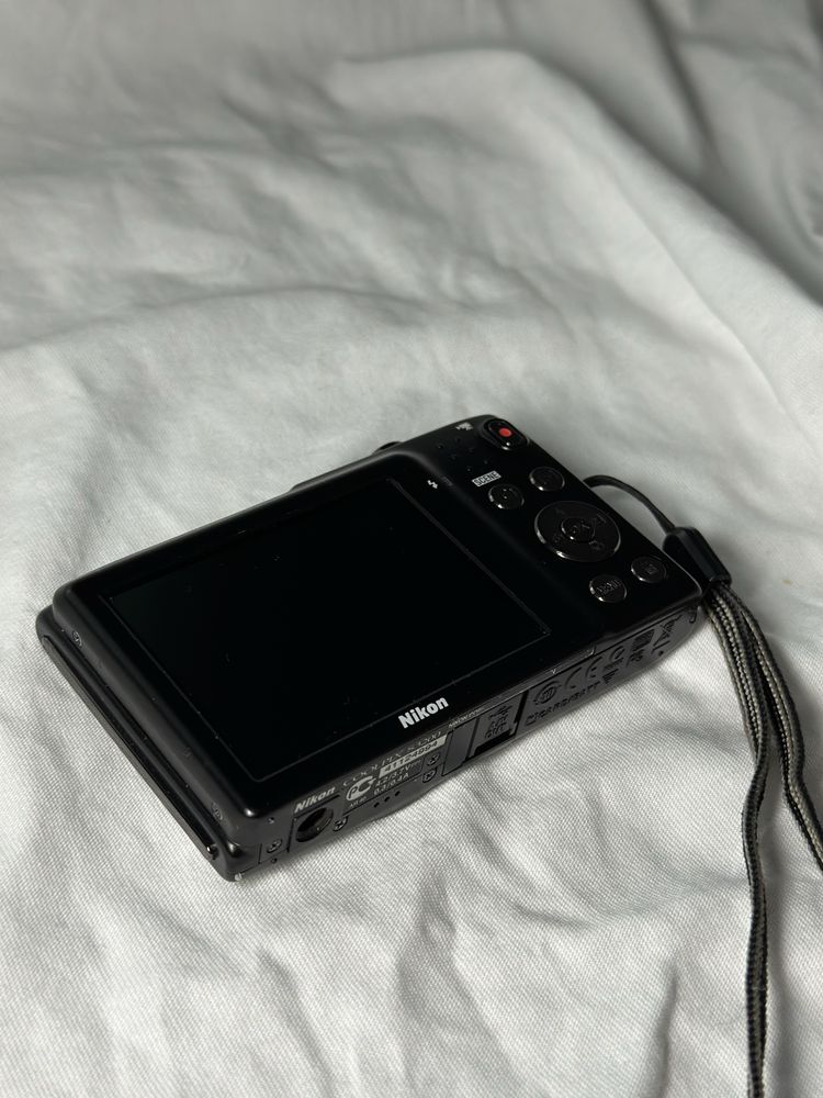 nikon coolpix s3200