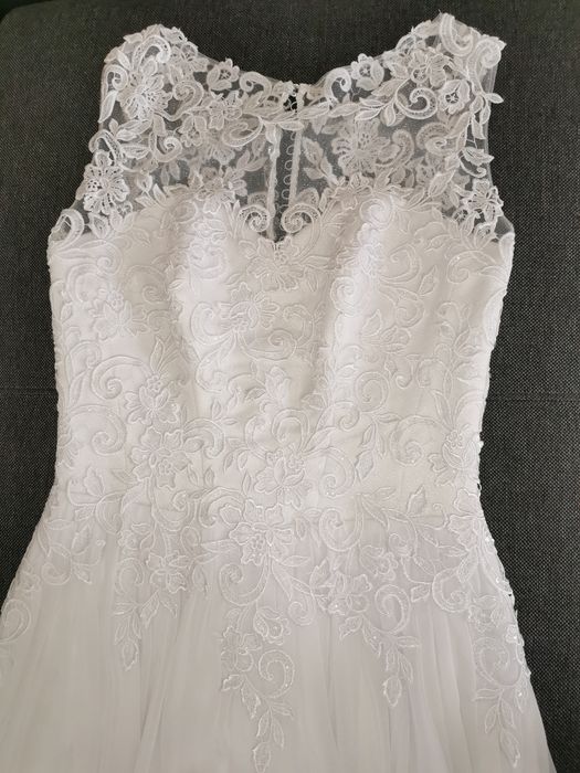 Suknia ślubna koronka muślin 38