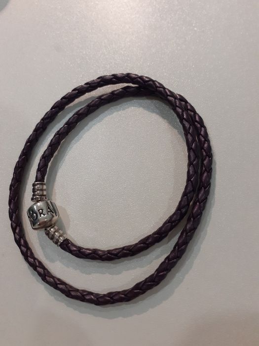 Pulseira de Couro Pandora - tamanho médio + contas em prata