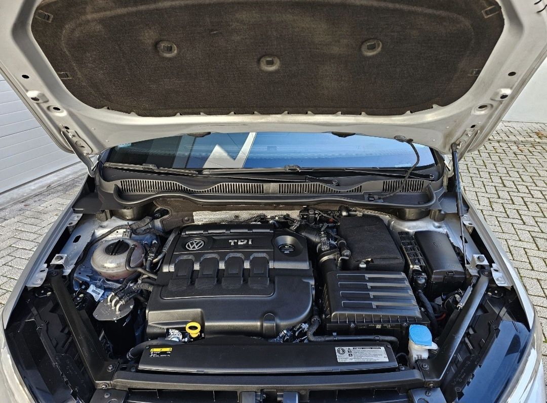 VW GOLF Sportsvan 1.6TDI 115CV- Imaculado- GARANTIA TOTAL