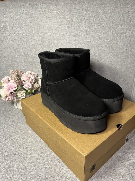 Уги жіночі Ugg натуральні матеріали