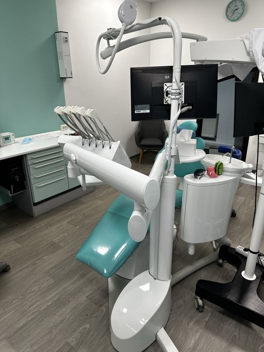 Продам установку стоматологічну