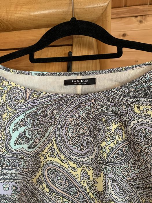 Vestido meia manga . Marca Lanidor