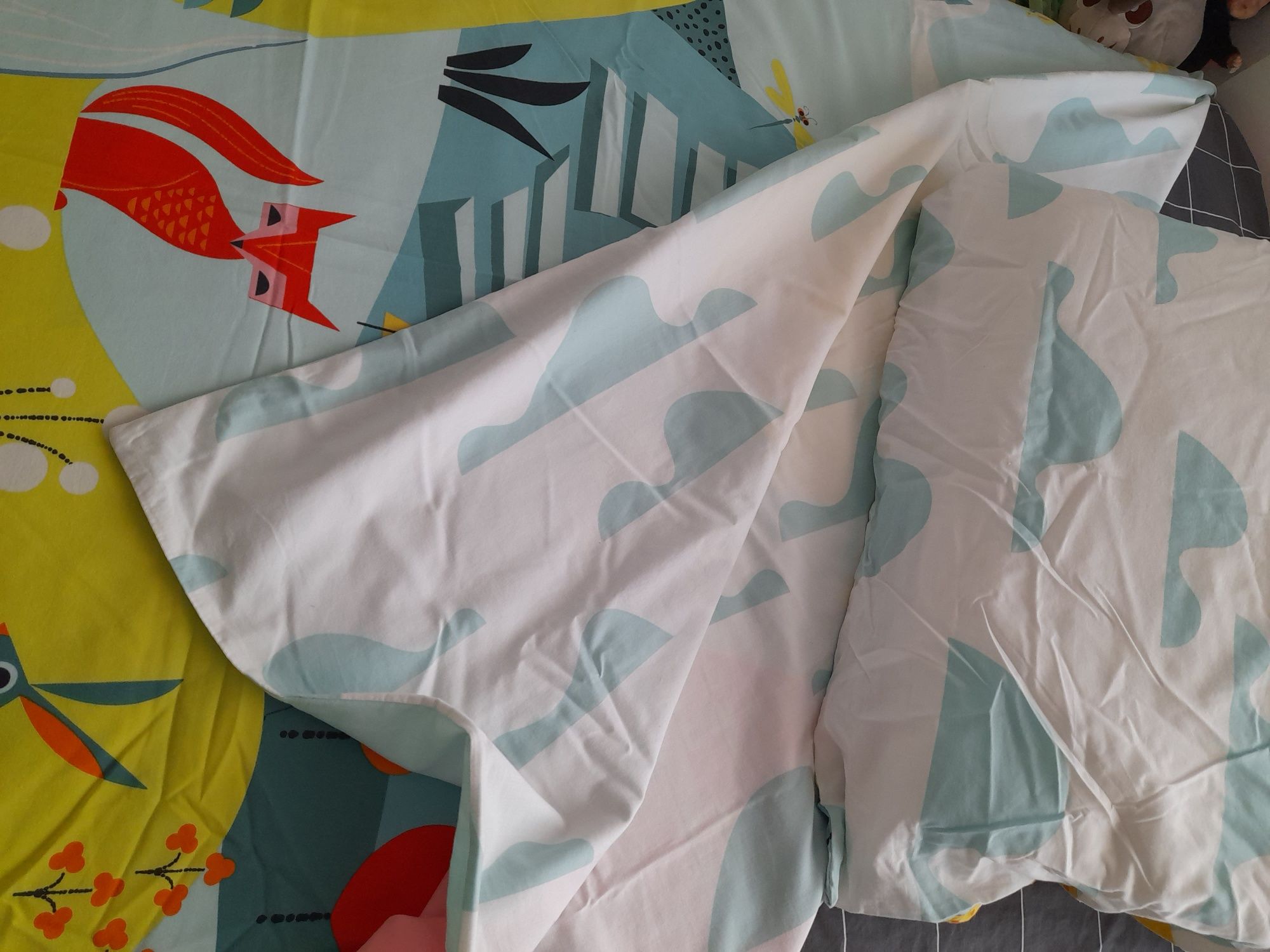 2 capas de edredão com fronhas