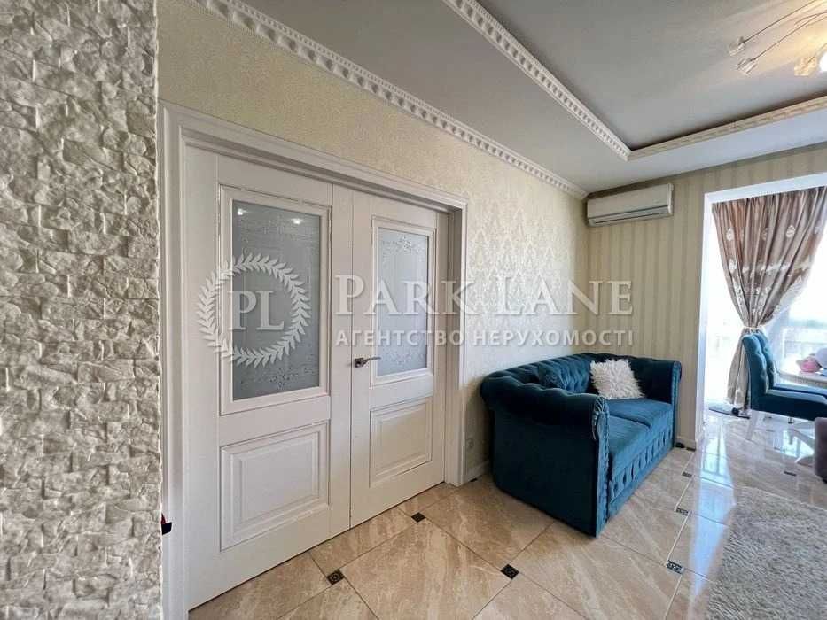 Продам 56м  Метрологічна Кришталеві Джерела