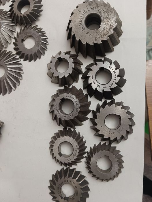 Фреза одностороння 60×22×60° Р18