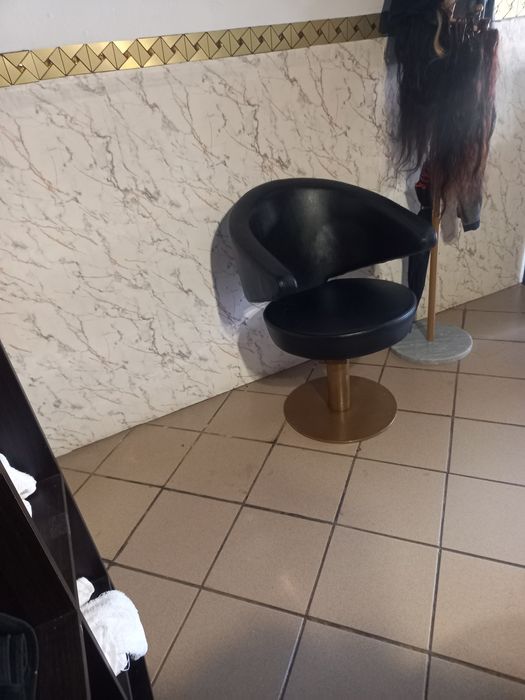 Cadeira. P. Salão..de cabeleireiro..