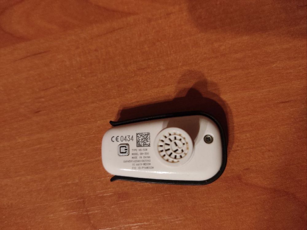 Bluetooth-гарнитура Nokia BH-300
