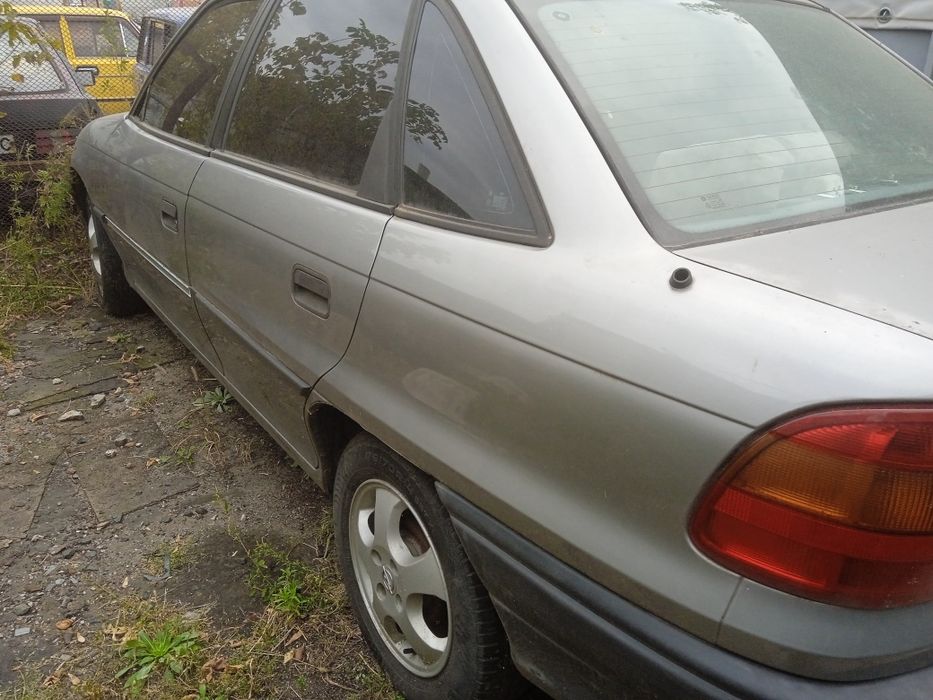 Продам бляха Опель 1.6 бенз 500₴