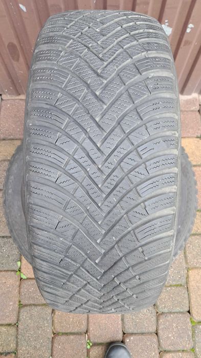 Opony Zimowe HANKOOK 225/45 R17