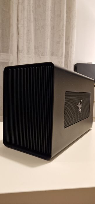 Razer Core X Chroma – obudowa eGPU – uszkodzona