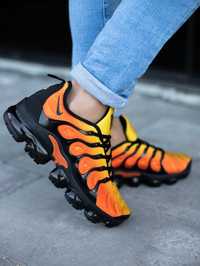 Кроссовки Nike Air VaporMax Plus Orange/Black