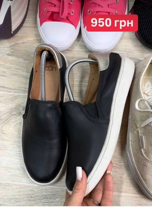 Сліпони UGG оригінал, матеріал натуральна шкіра