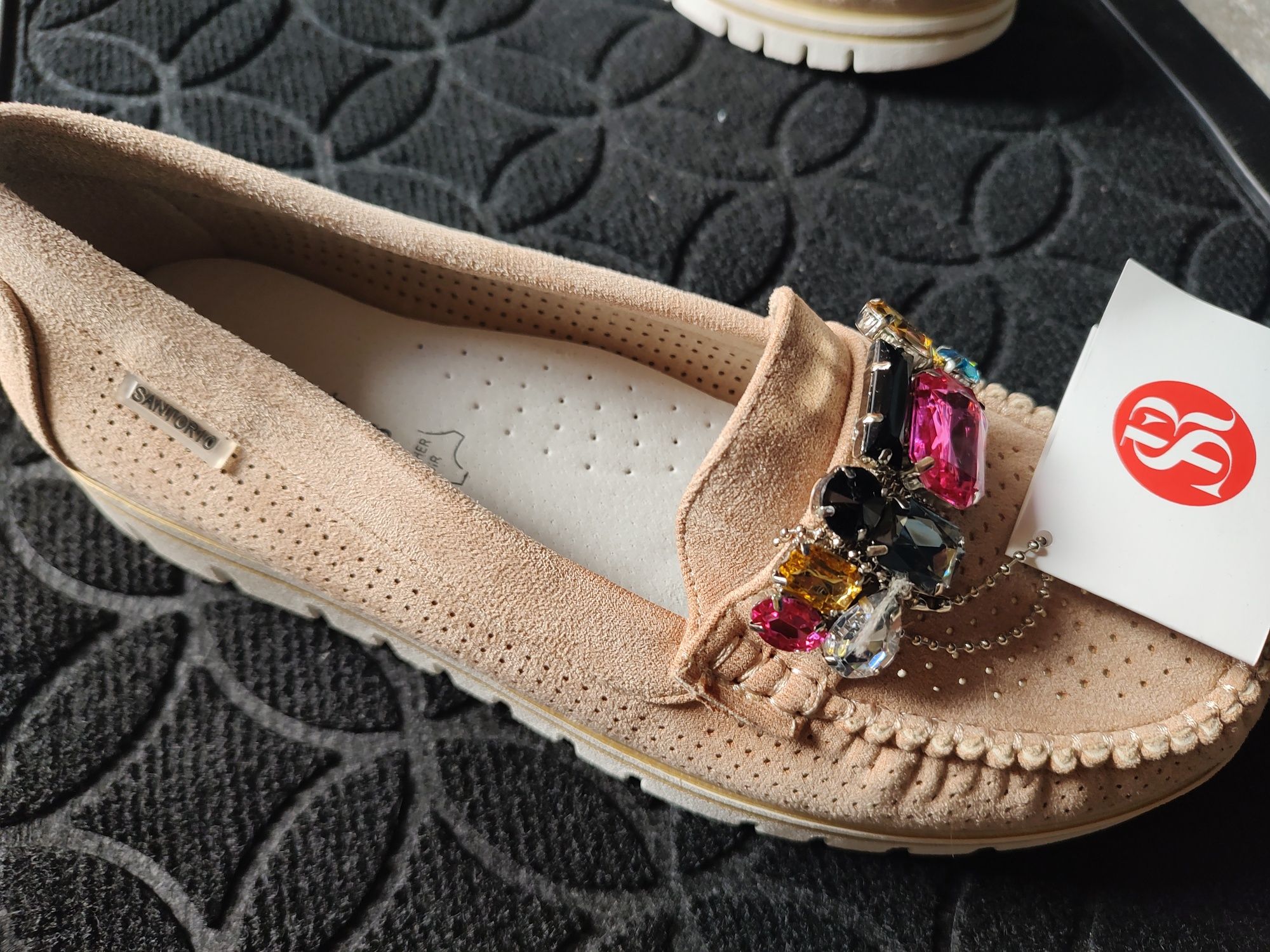 Sprzedam buty nowe