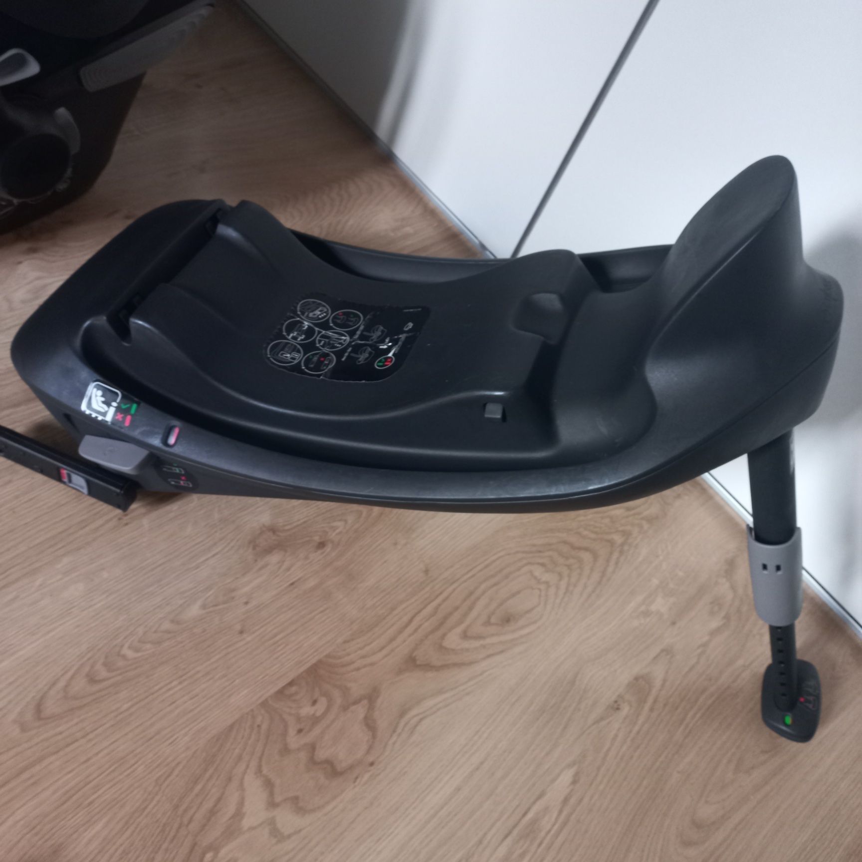 Fotelik samochodowy Cybex Aton S2 i-size + baza + adaptery do wózka