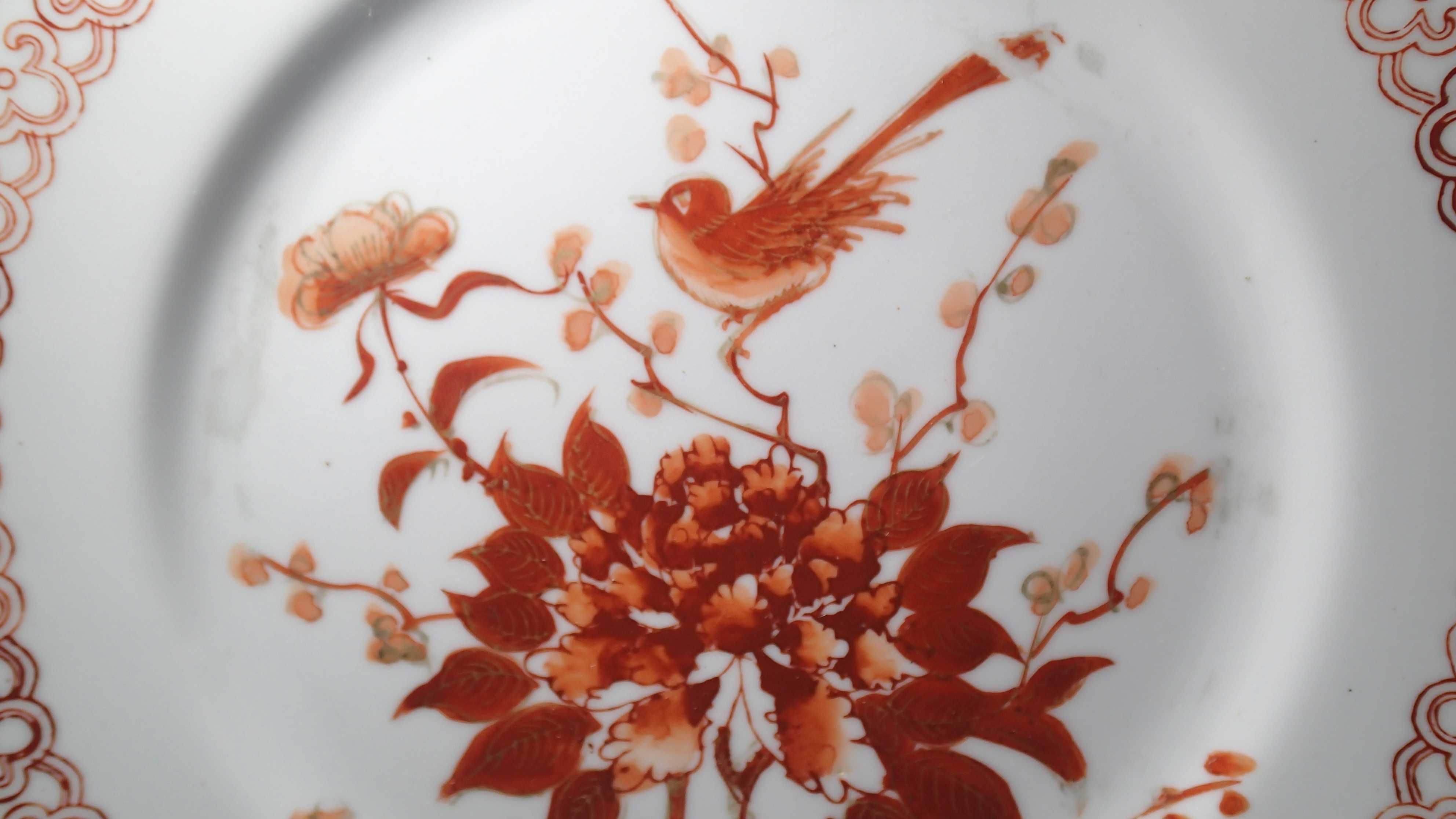 Prato antigo em porcelana de Macau