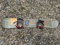 Deska snowboardowa Nobile 146 cm z wiązaniami