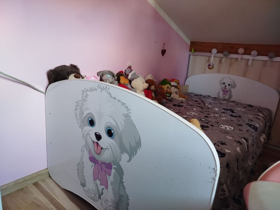 Komplet mebli dla dziewczynki