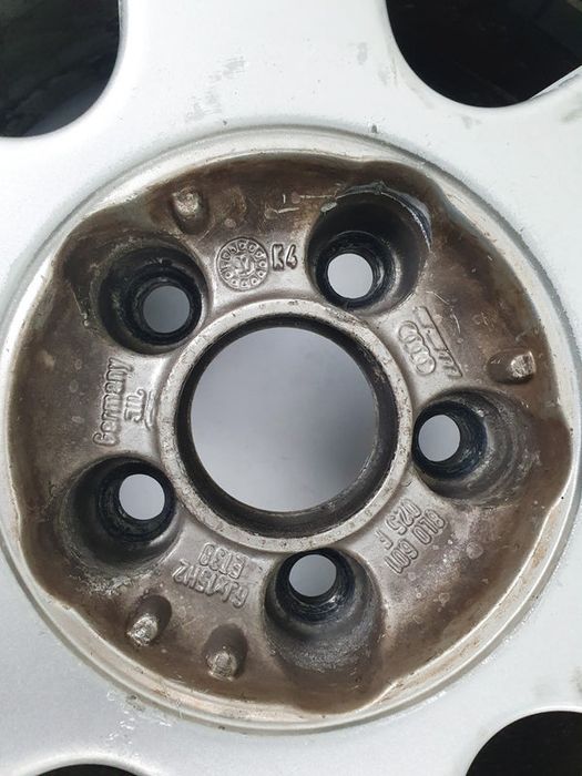 Jantes Audi de 15 polegadas 6J ET 38