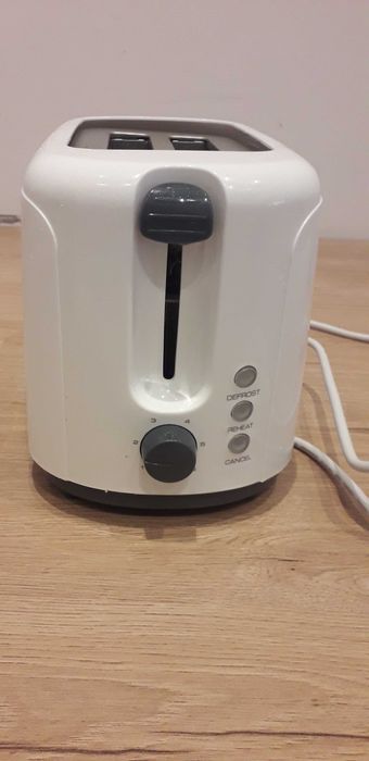 toster idealnym stanie