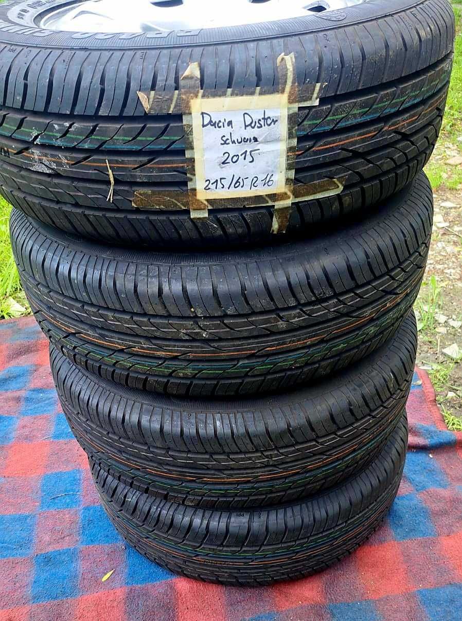 Felgi stalowe wraz z oponami 215/65 R16 ! Dacia Duster !