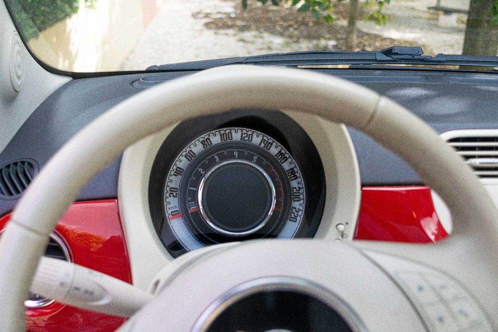 Vendo Fiat 500 1.2 a gasolina em excelente estado
