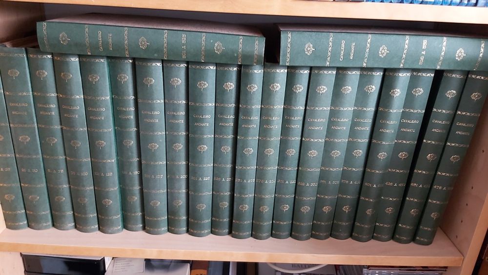 Várias livros de banda desenhada