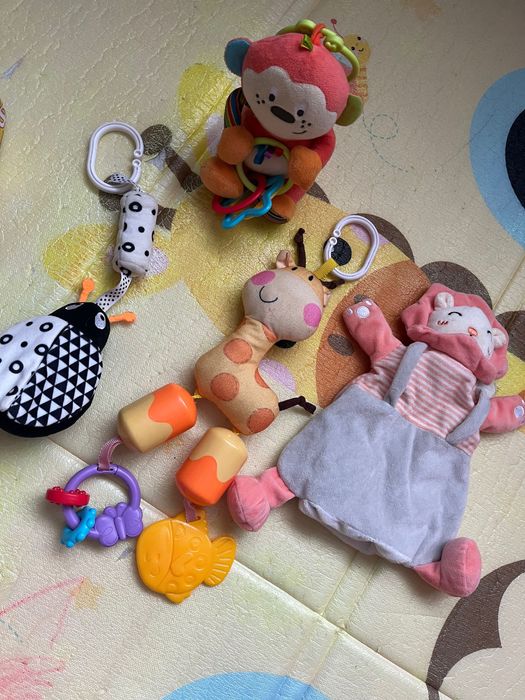 Лот іграшок брязкальця підвіски до колиски