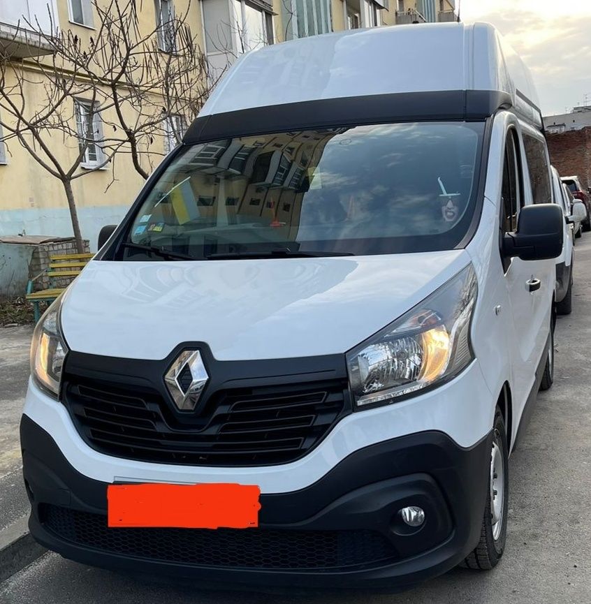 Renault Trafic 2016 пассажир