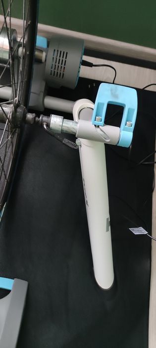 Trenażer Tacx Flow Smart z oponą!