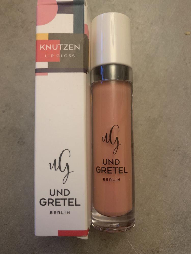 Und Gretel Knutzen -blyszczyk do ust /7 nude shimmer